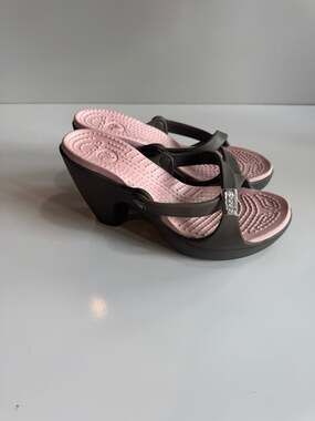 Crocs Cyprus Heel Sandals Cotton Candy Pink and Espresso Brown Women's W6